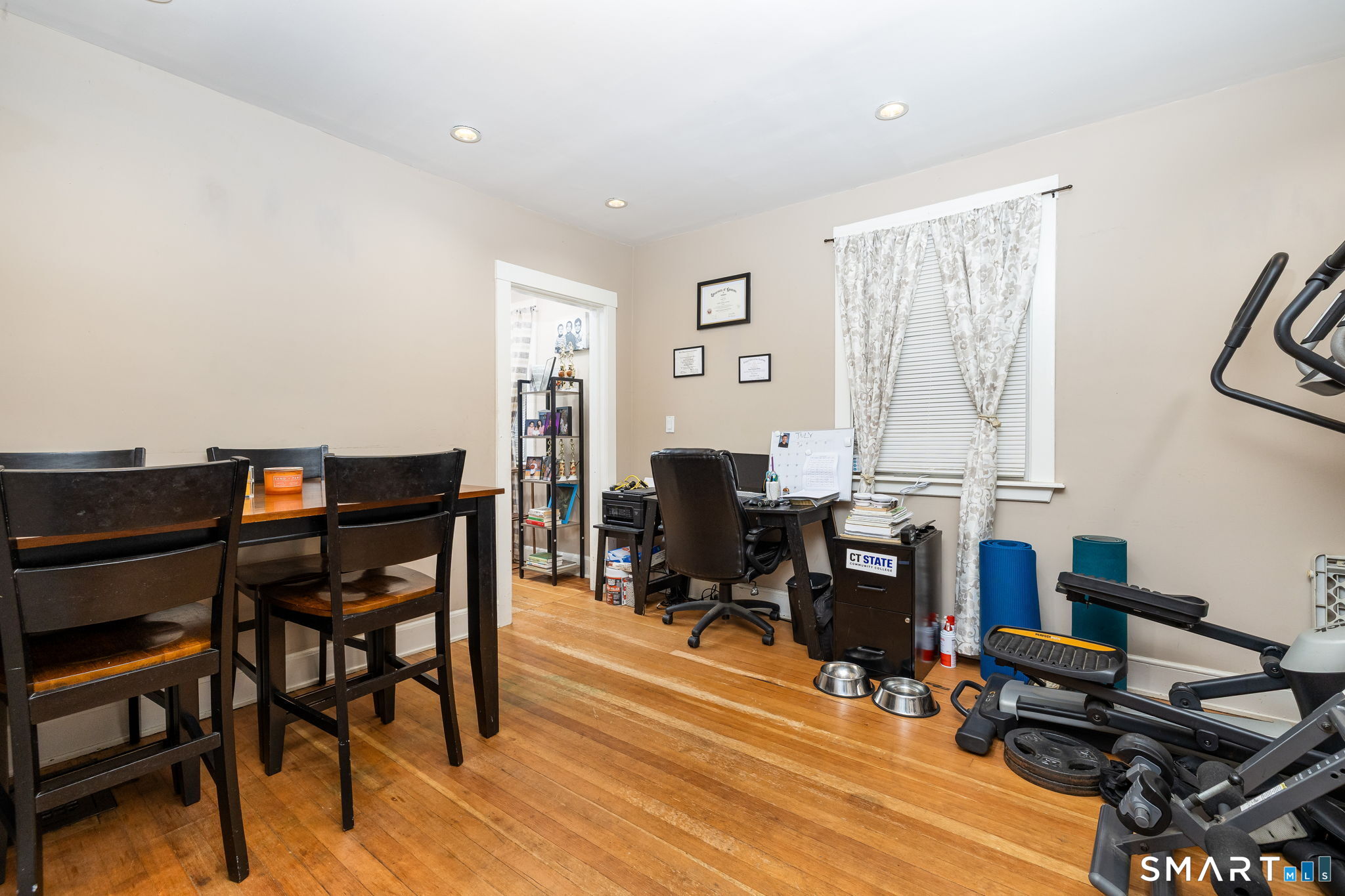 11 Colver Street New London CT 06320