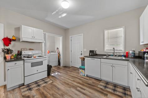 26 Monroe Street Norwich CT 06360