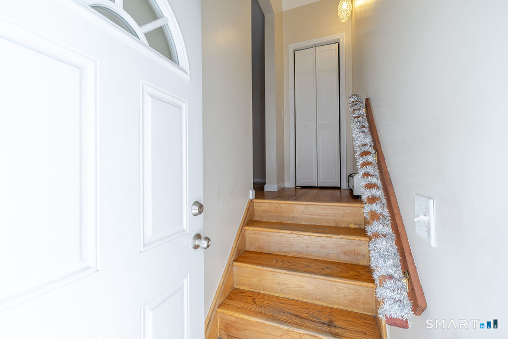 37 Central Avenue Waterbury CT 06702