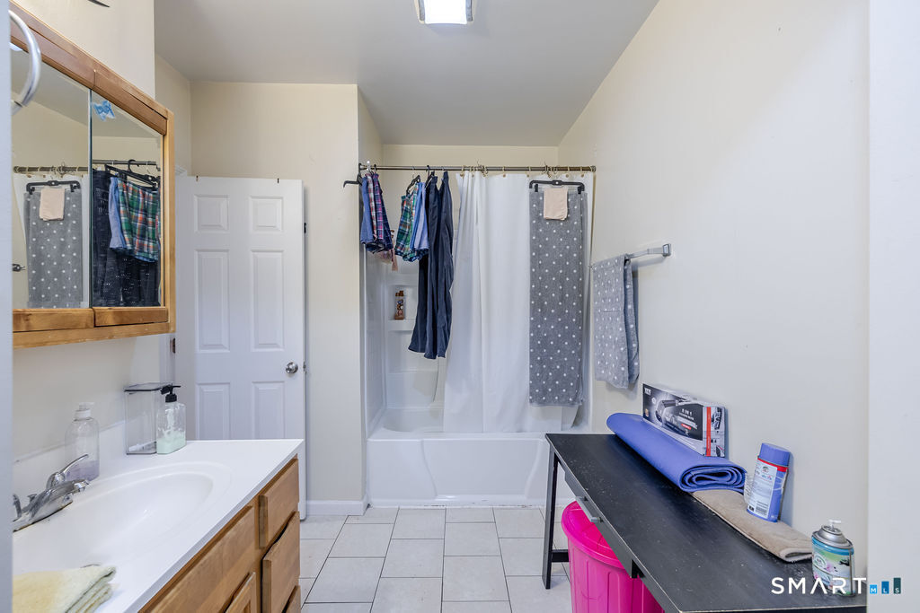 37 Central Avenue Waterbury CT 06702