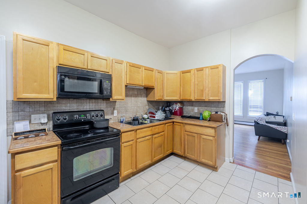37 Central Avenue Waterbury CT 06702