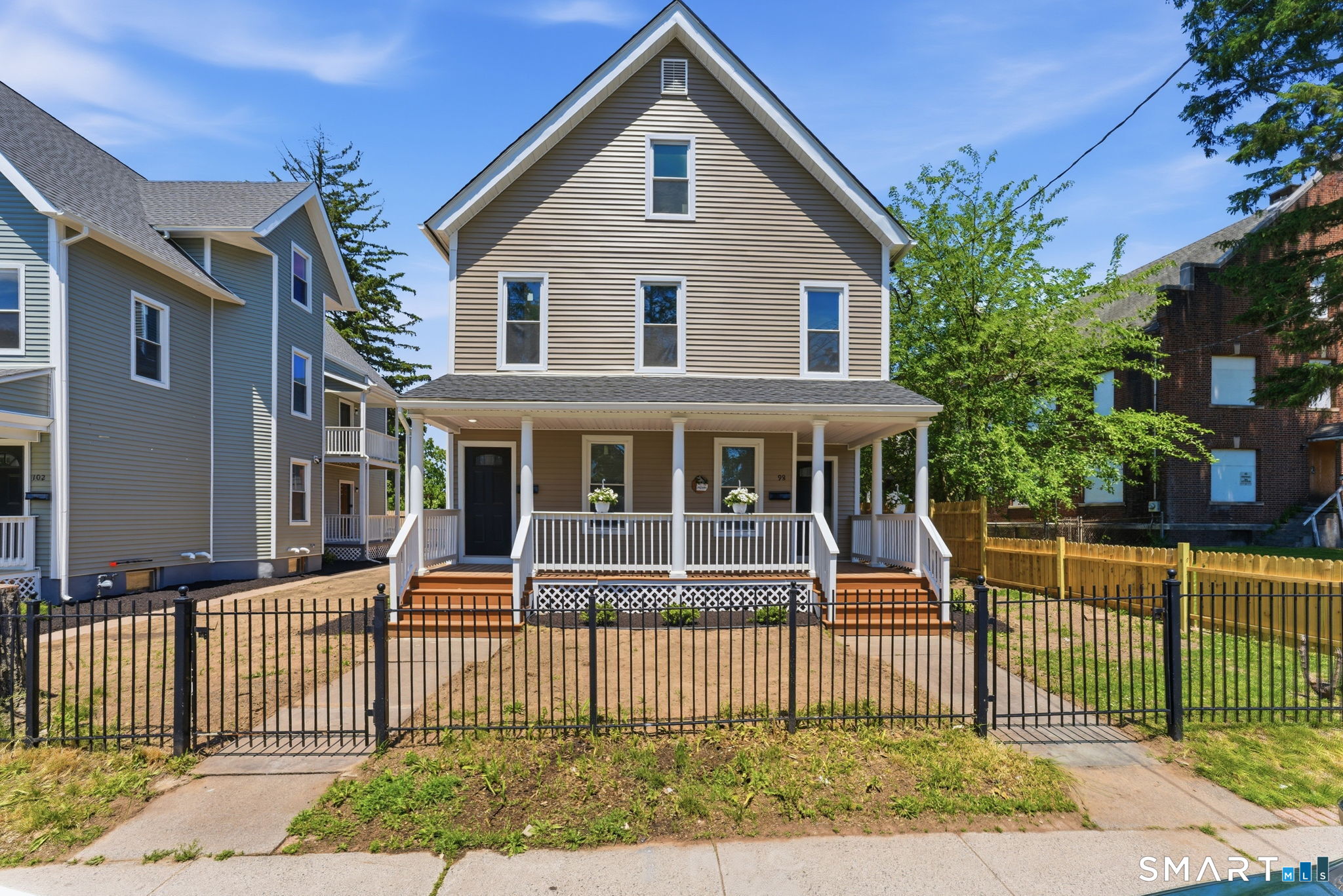 98-100 Capen Street Hartford CT 06120