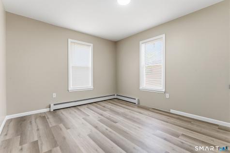 98-100 Capen Street Hartford CT 06120