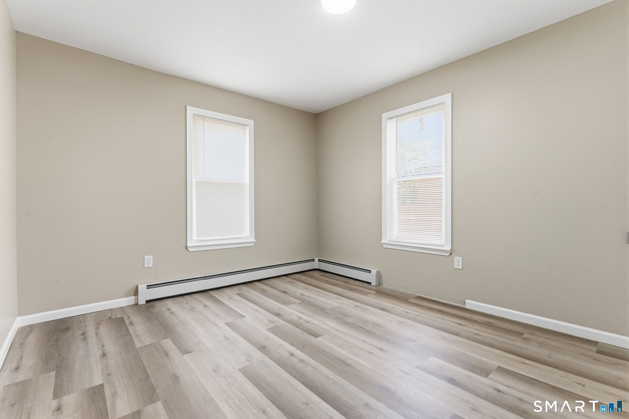 98-100 Capen Street Hartford CT 06120