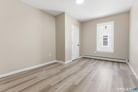 98-100 Capen Street Hartford CT 06120