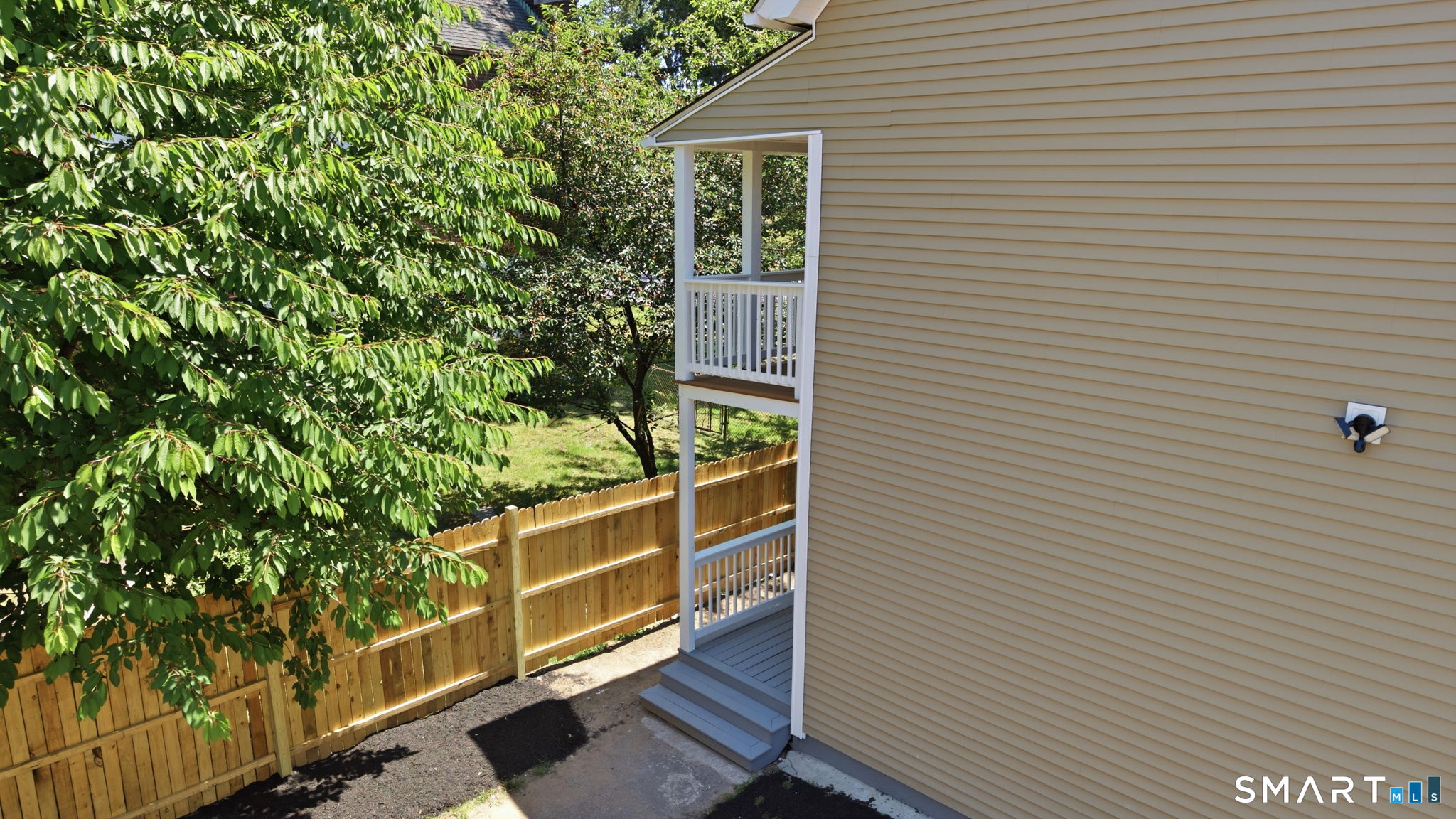 98-100 Capen Street Hartford CT 06120