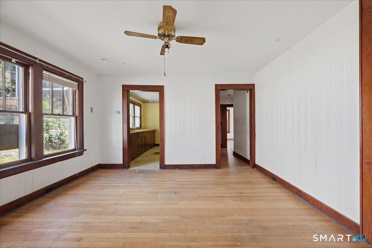 205 Crystal Avenue New London CT 06320