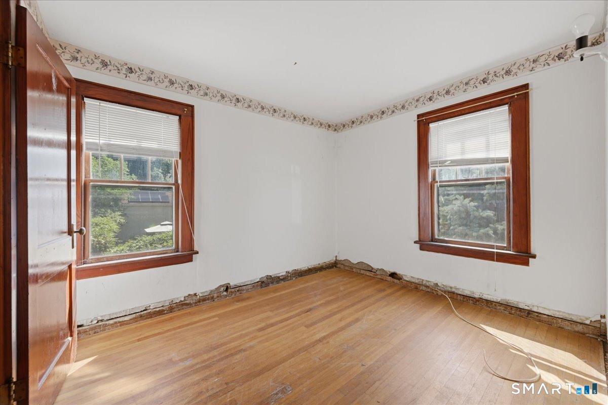 205 Crystal Avenue New London CT 06320