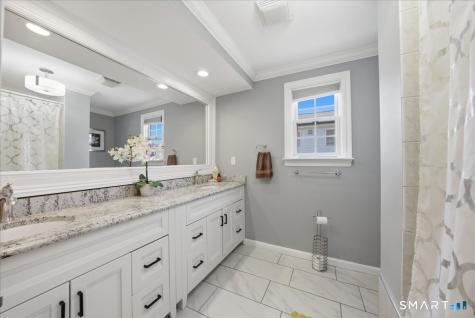 East Haven CT 06512