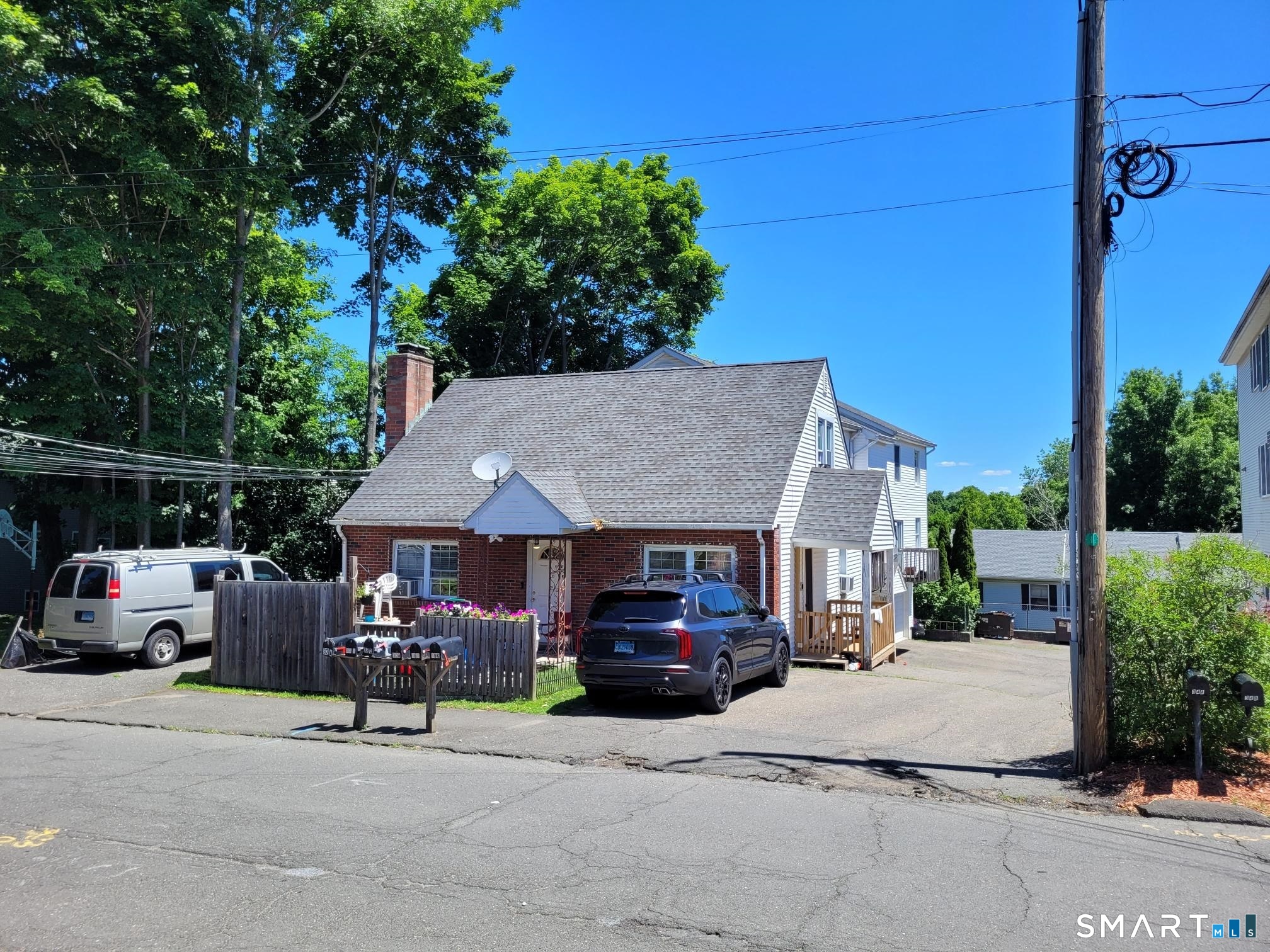 Danbury CT 06810