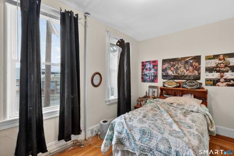 60 Ocean Avenue New London CT 06320