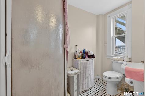 60 Ocean Avenue New London CT 06320