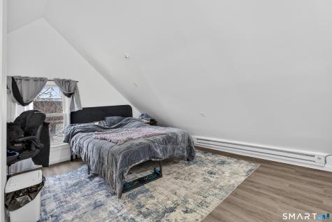 60 Ocean Avenue New London CT 06320