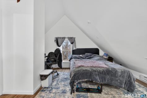 60 Ocean Avenue New London CT 06320