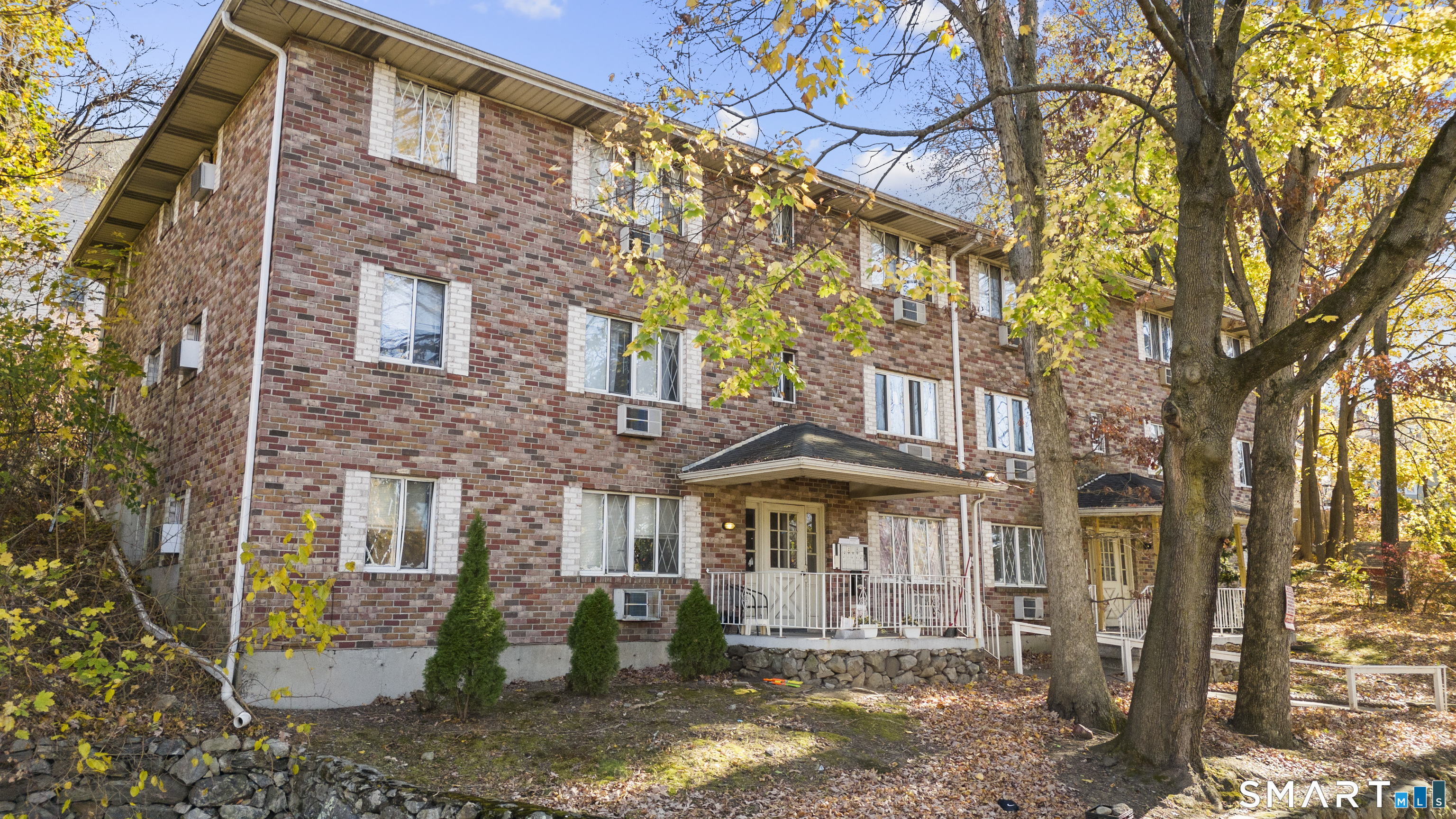25-37 Piedmont Street Waterbury CT 06706