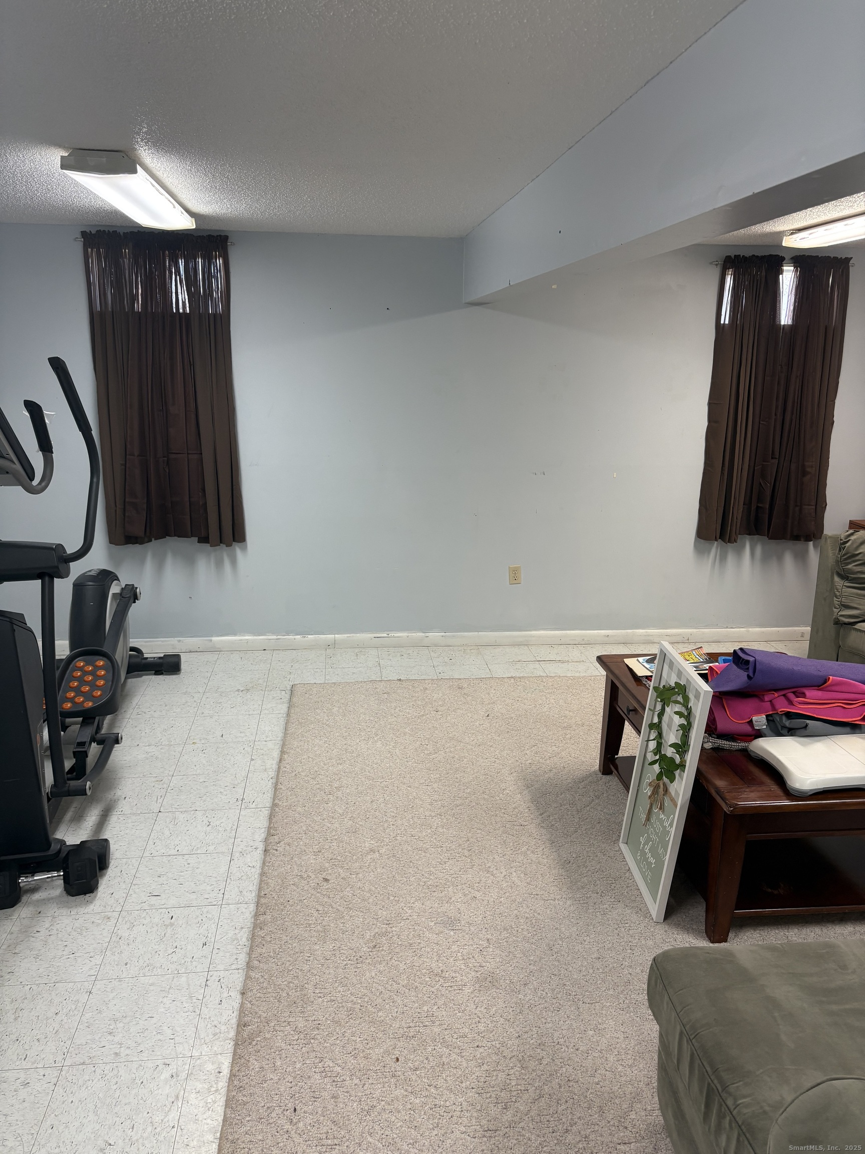 17 North Street Manchester CT 06042