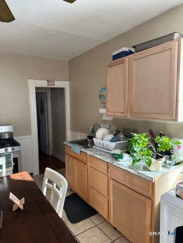 124 Smith Street Derby CT 06418