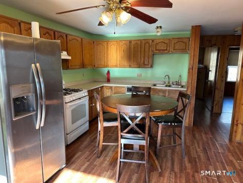 124 Smith Street Derby CT 06418