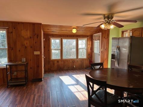 124 Smith Street Derby CT 06418