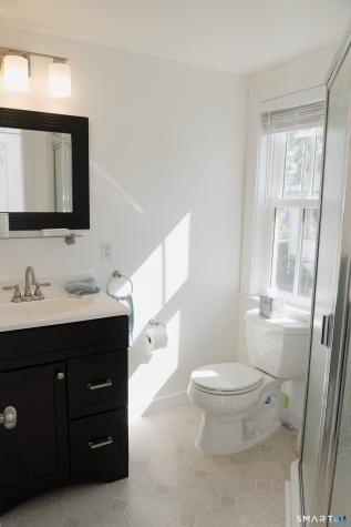 19 Pearl Street Groton CT 06355