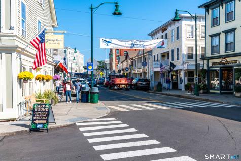 19 Pearl Street Groton CT 06355