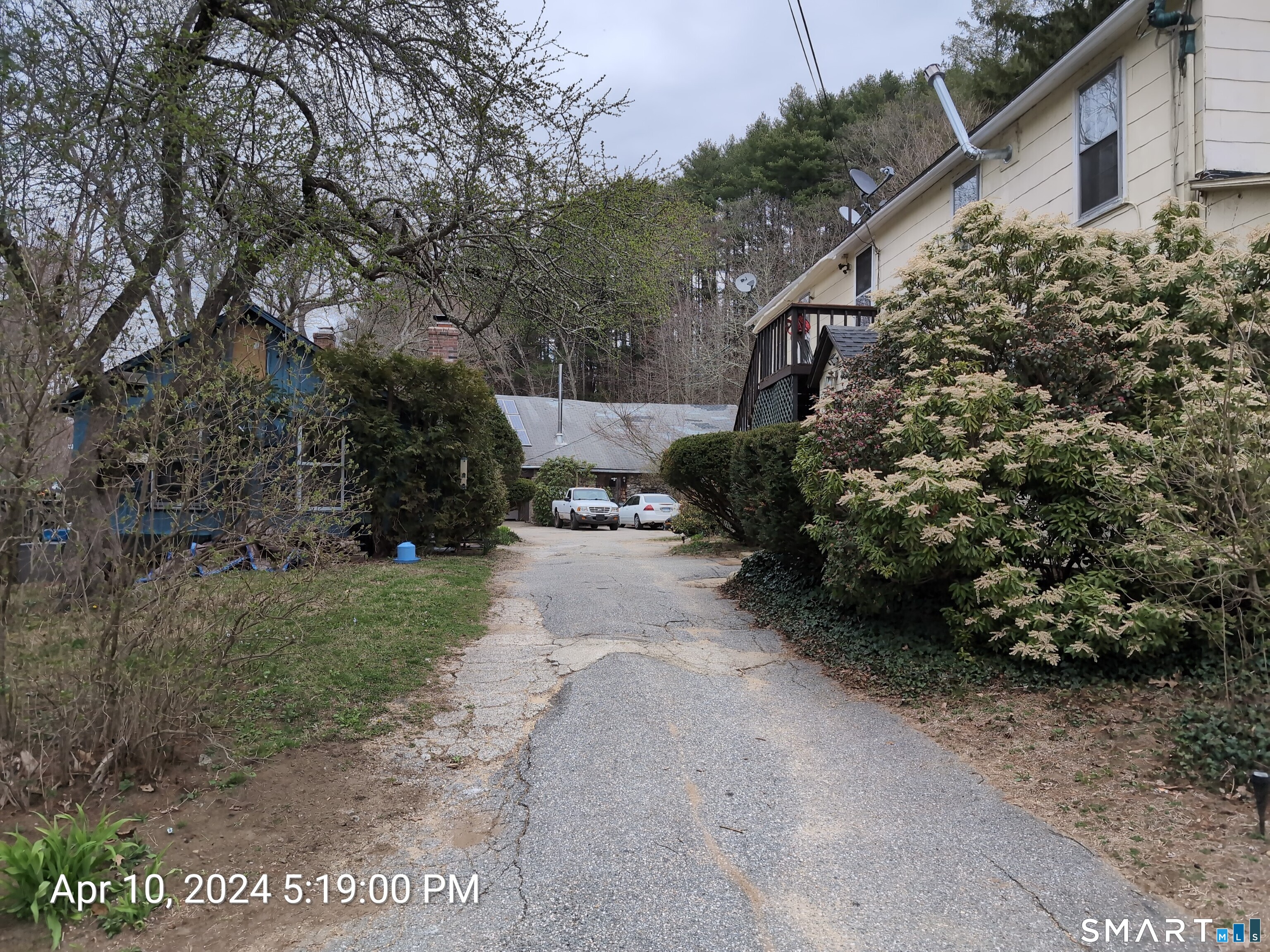 642 Old Hartford Road Colchester CT 06415