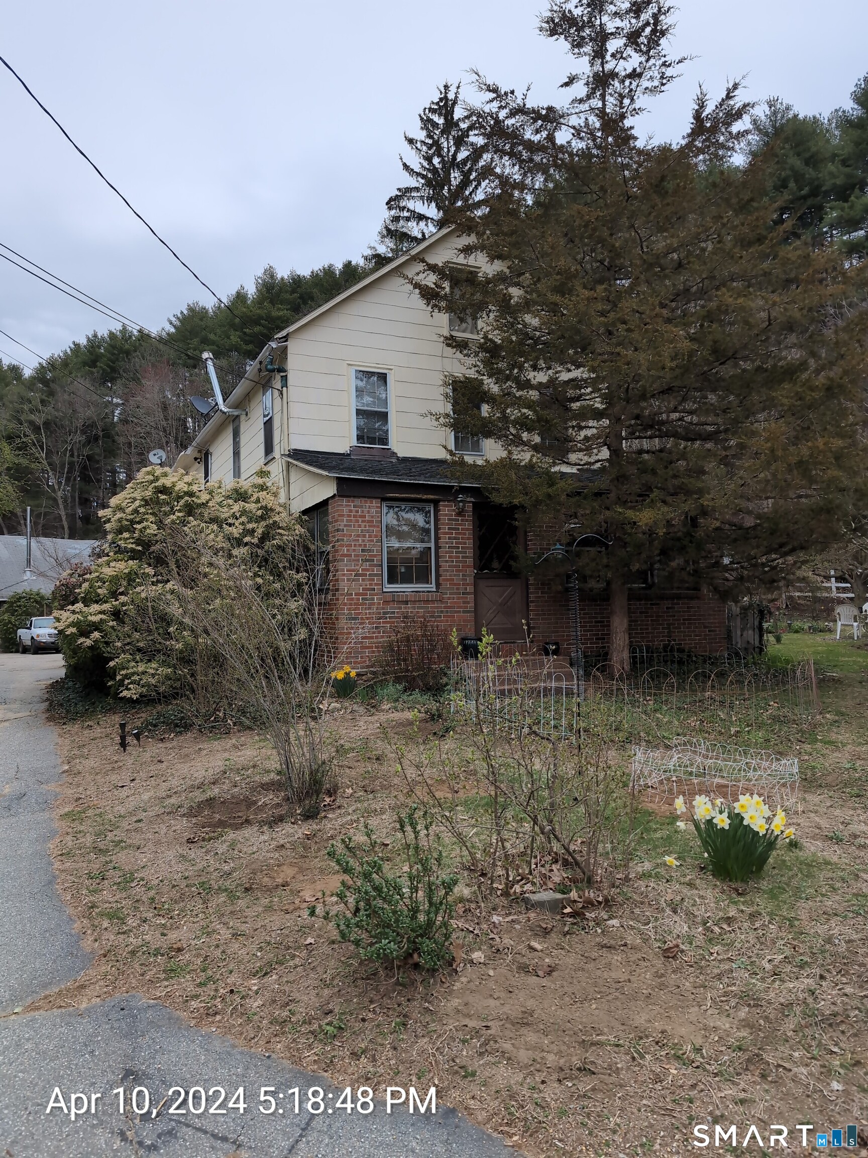642 Old Hartford Road Colchester CT 06415