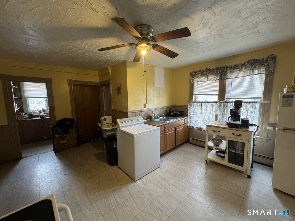 122 Willow Street New Britain CT 06051