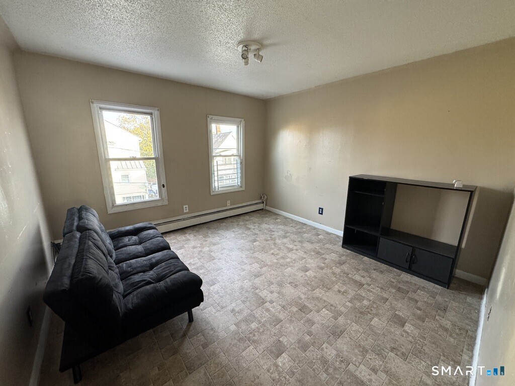 122 Willow Street New Britain CT 06051