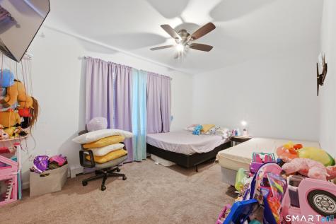 18 Division Street Norwich CT 06360