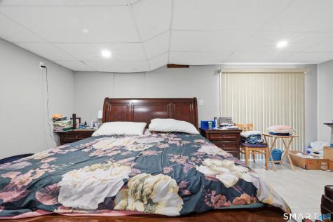 18 Division Street Norwich CT 06360