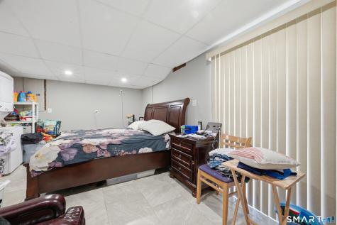 18 Division Street Norwich CT 06360