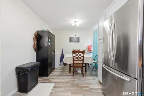 18 Division Street Norwich CT 06360