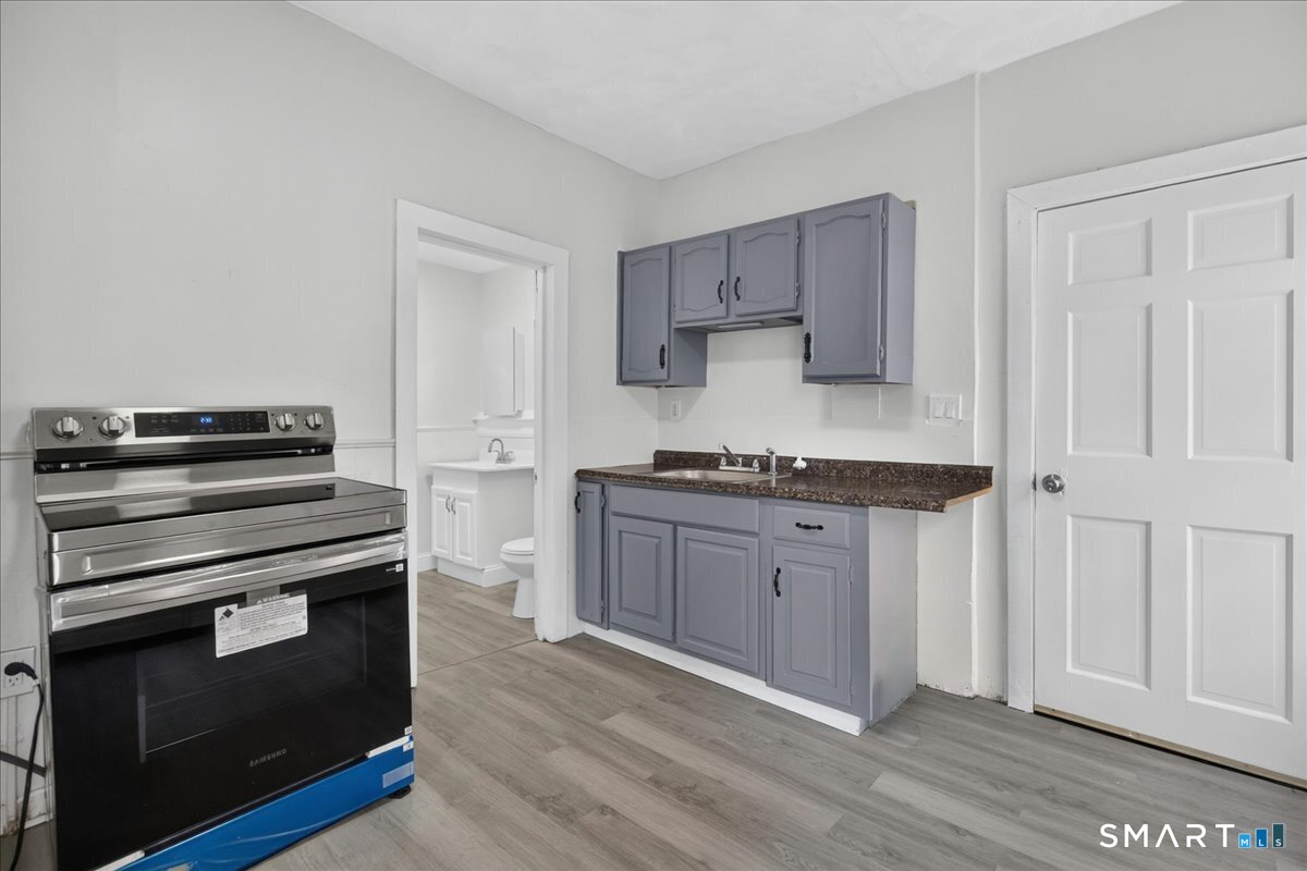 56 Bond Street Hartford CT 06114