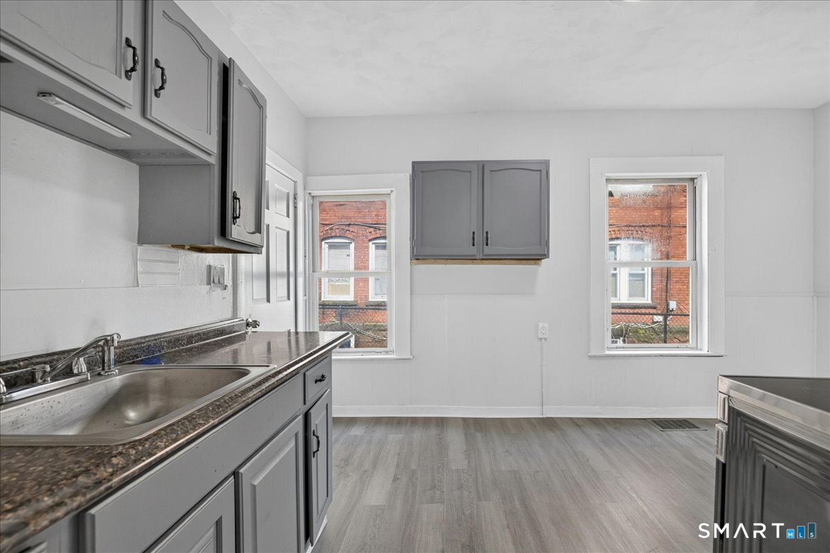 56 Bond Street Hartford CT 06114