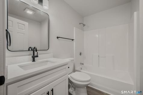 27 Joliet Court Groton CT 06340
