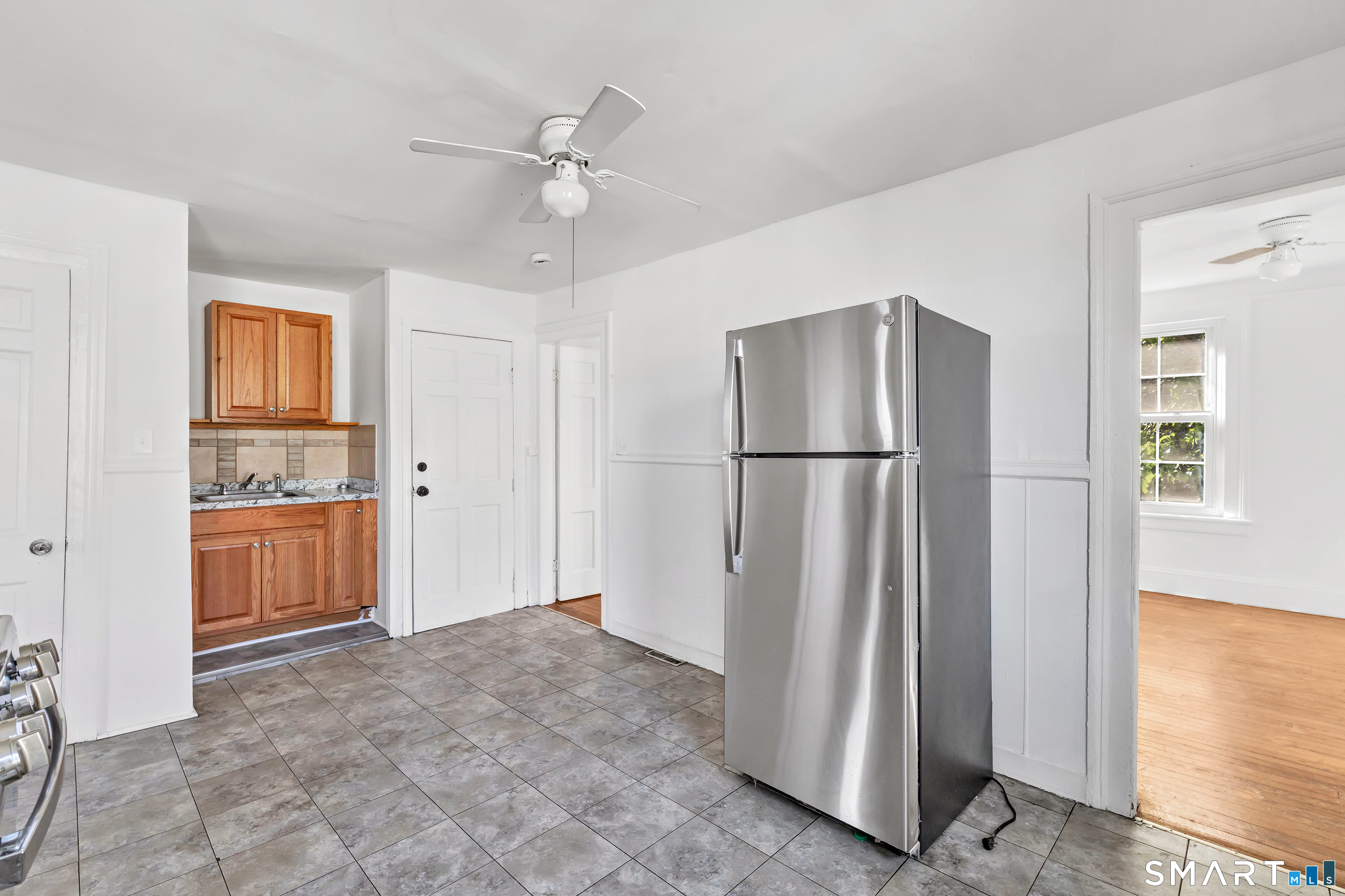 449-451 Brooks Street Bridgeport CT 06608