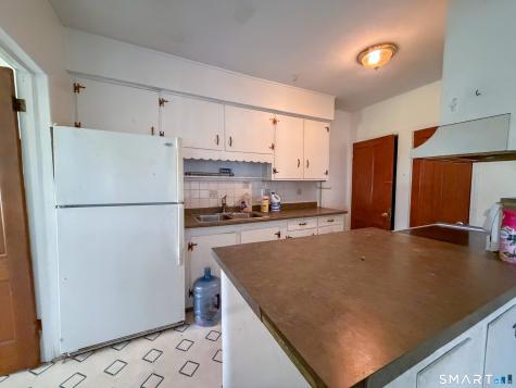 12 Jackson Street Manchester CT 06040