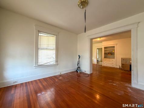 12 Jackson Street Manchester CT 06040