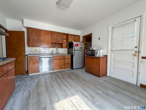12 Jackson Street Manchester CT 06040