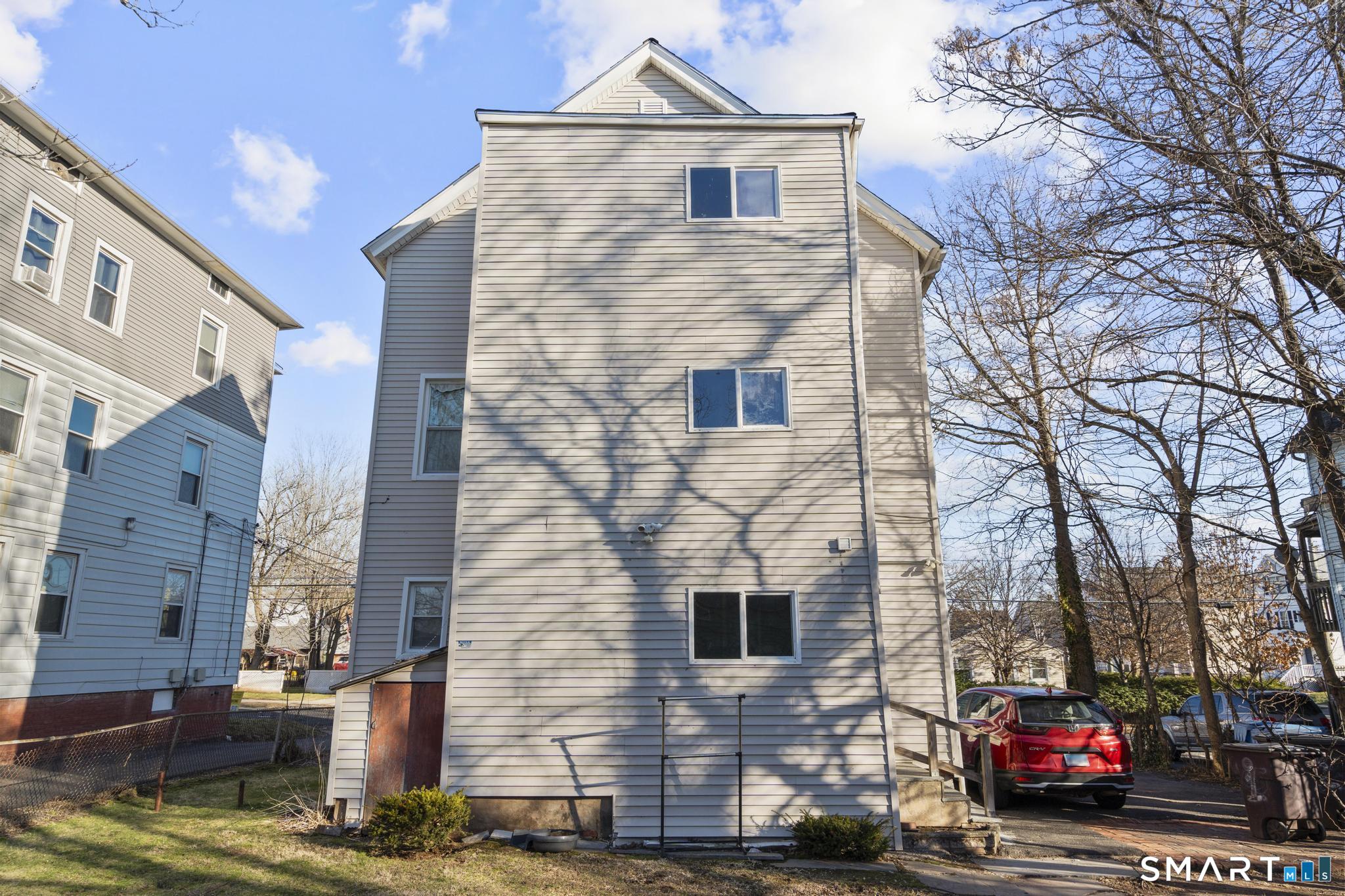 105 Rhodes Street New Britain CT 06051