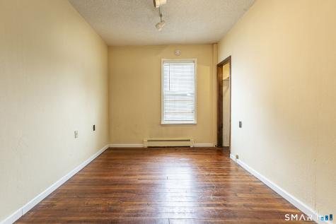 41-43 Dean Street Hartford CT 06114