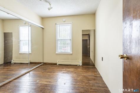 41-43 Dean Street Hartford CT 06114