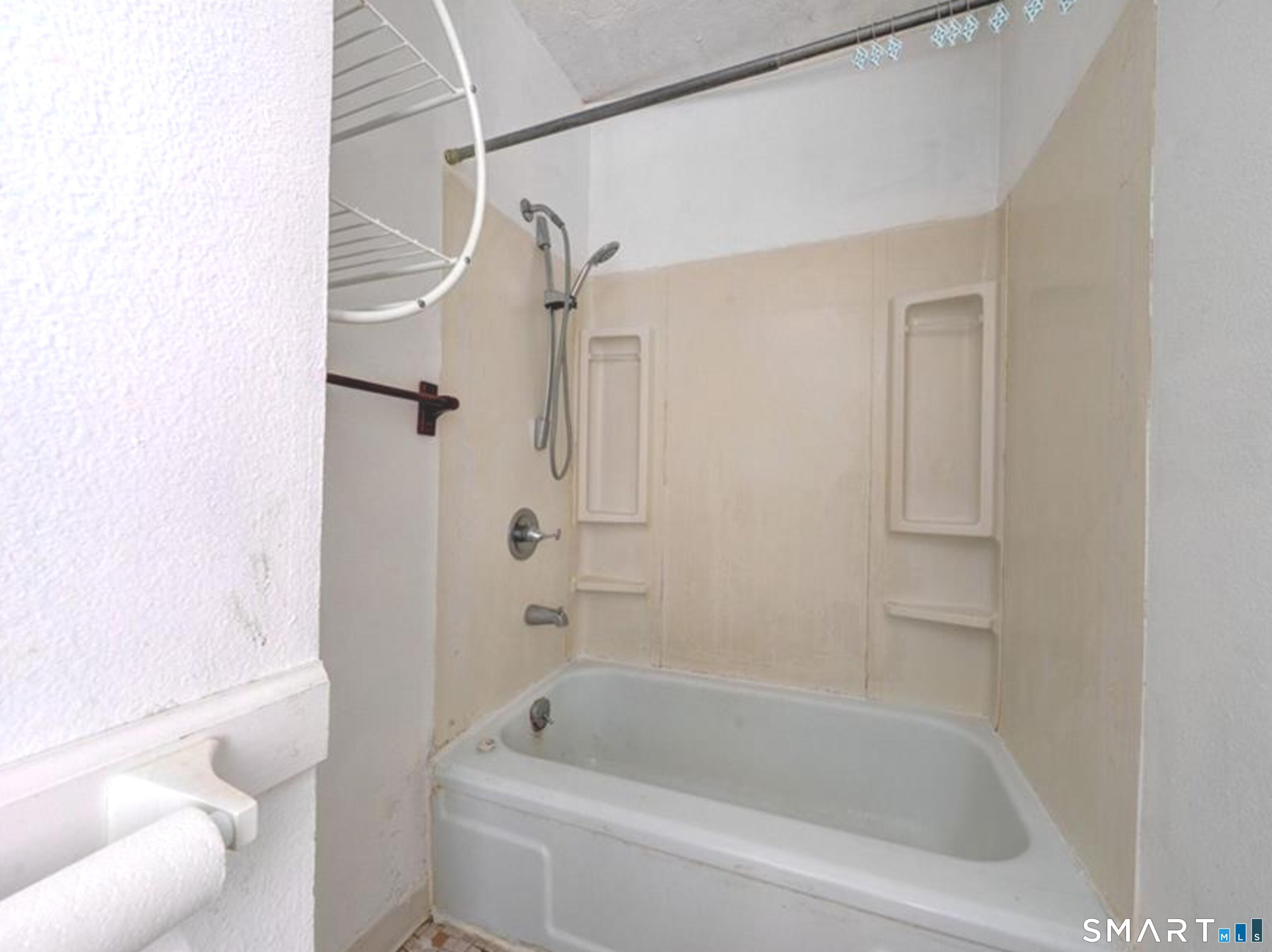 41-43 Dean Street Hartford CT 06114