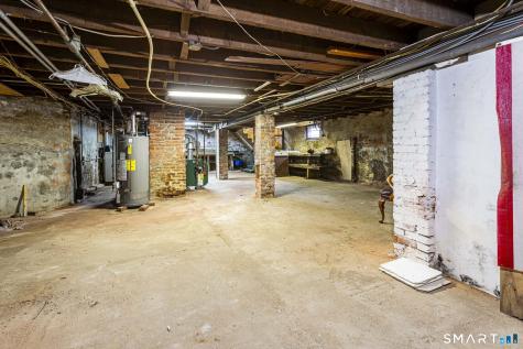 41-43 Dean Street Hartford CT 06114