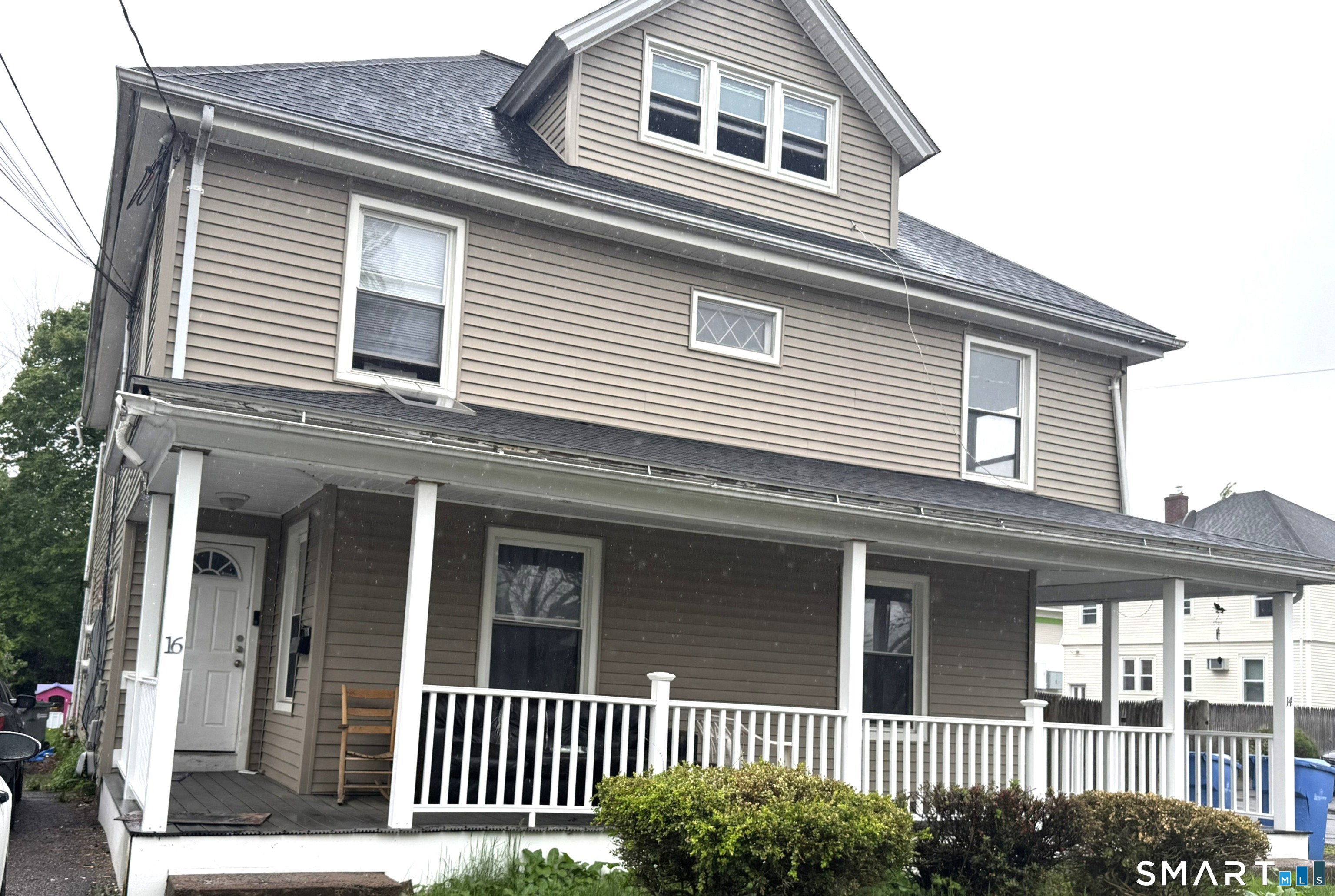 14 Delmont Street Manchester CT 06042