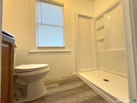 14 Delmont Street Manchester CT 06042