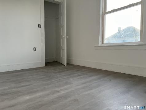 14 Delmont Street Manchester CT 06042