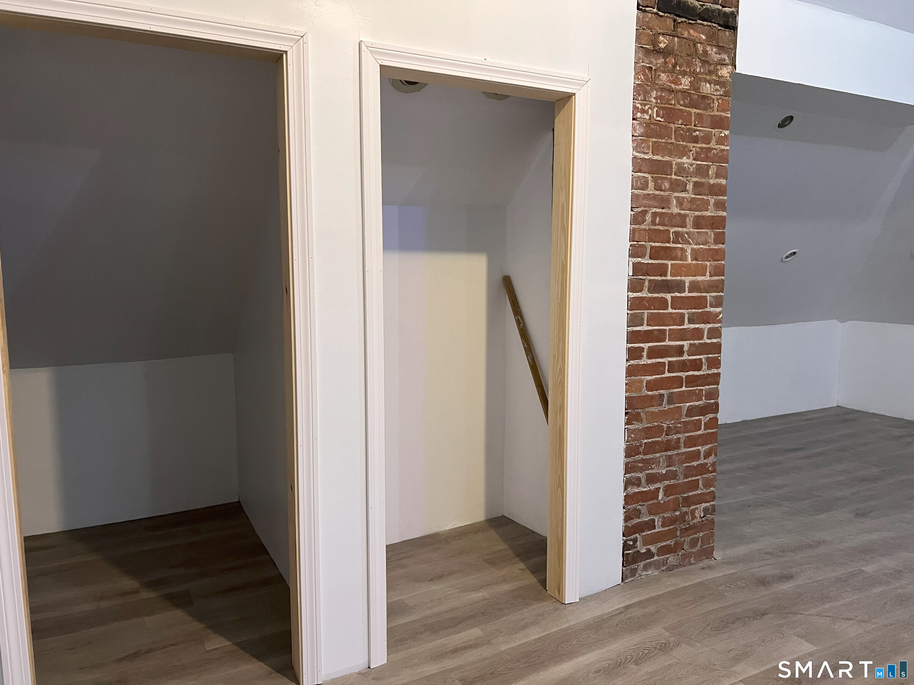 14 Delmont Street Manchester CT 06042