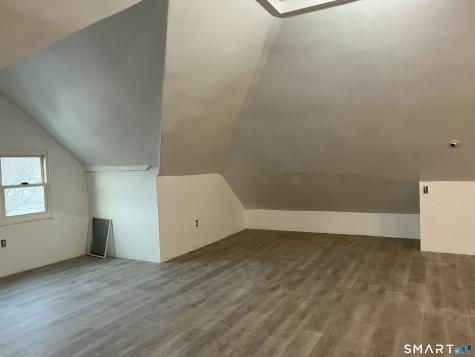 14 Delmont Street Manchester CT 06042